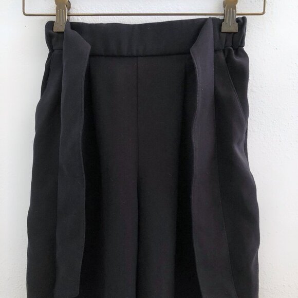 LULULEMON Noir Crop Black Size 2 - Picture 5 of 9